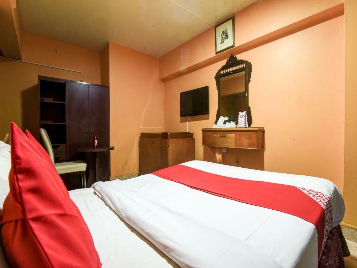 Oyo 270 Dream Land Hotel Дубай Экстерьер фото
